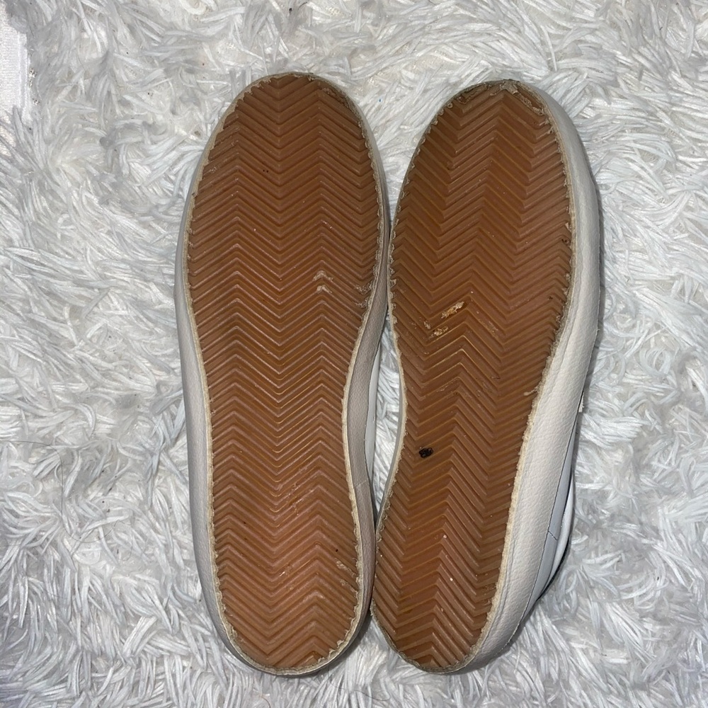 Golden Goose Black and White Sneakers - Picture 7 of 8